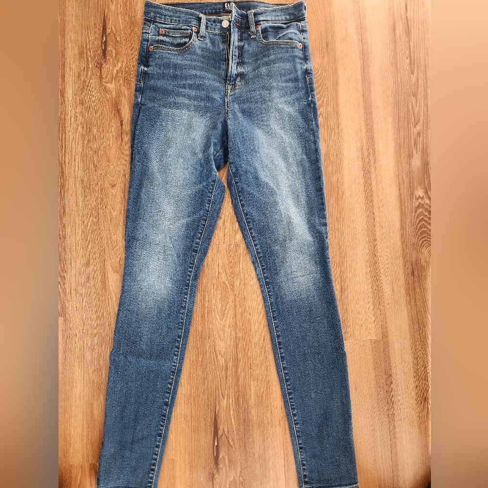 Gap size 29 tall skinny jeans